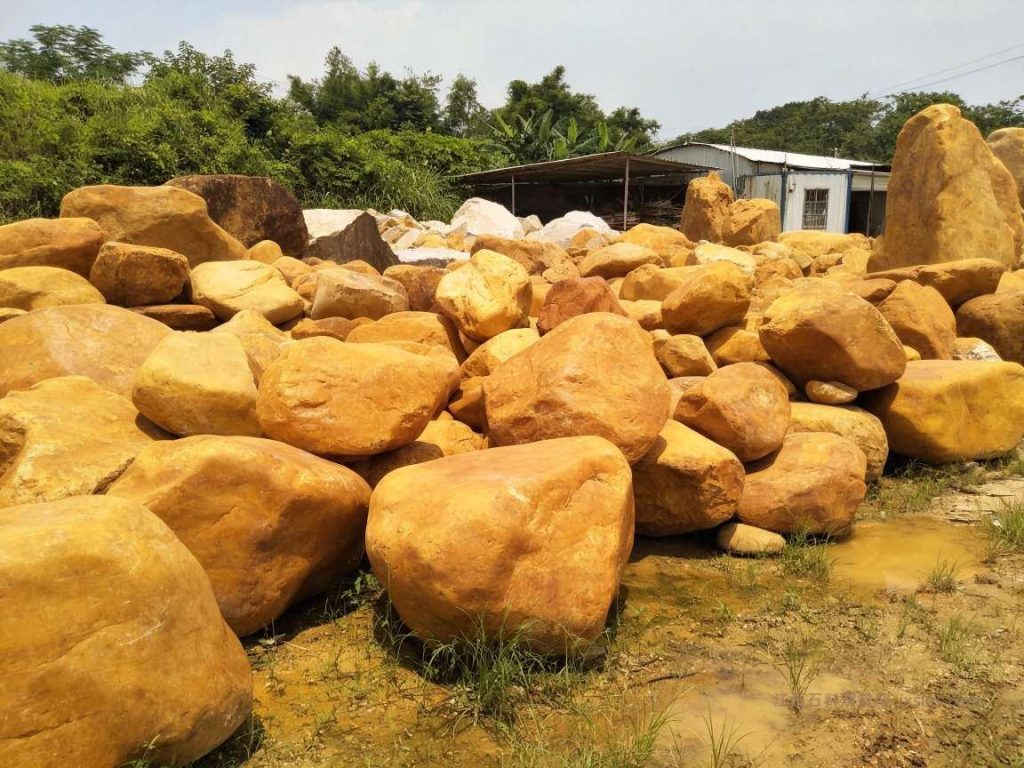 黄蜡石景观料